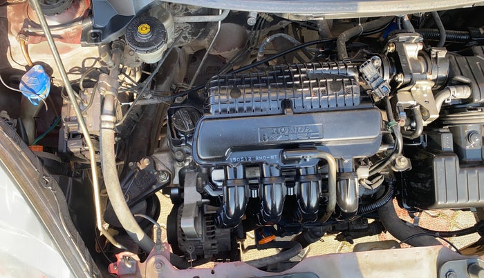 2015 Honda Brio VX MT, Petrol, Manual, 73,782 km, Engine View - Right