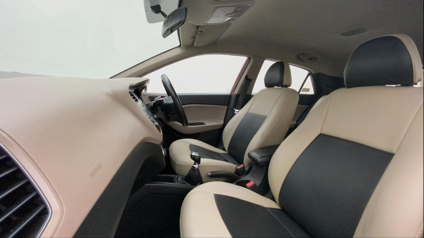 2016 Hyundai Elite i20 ASTA 1.2 (O), Petrol, Manual, 89,198 km, Right Side Front Door Cabin