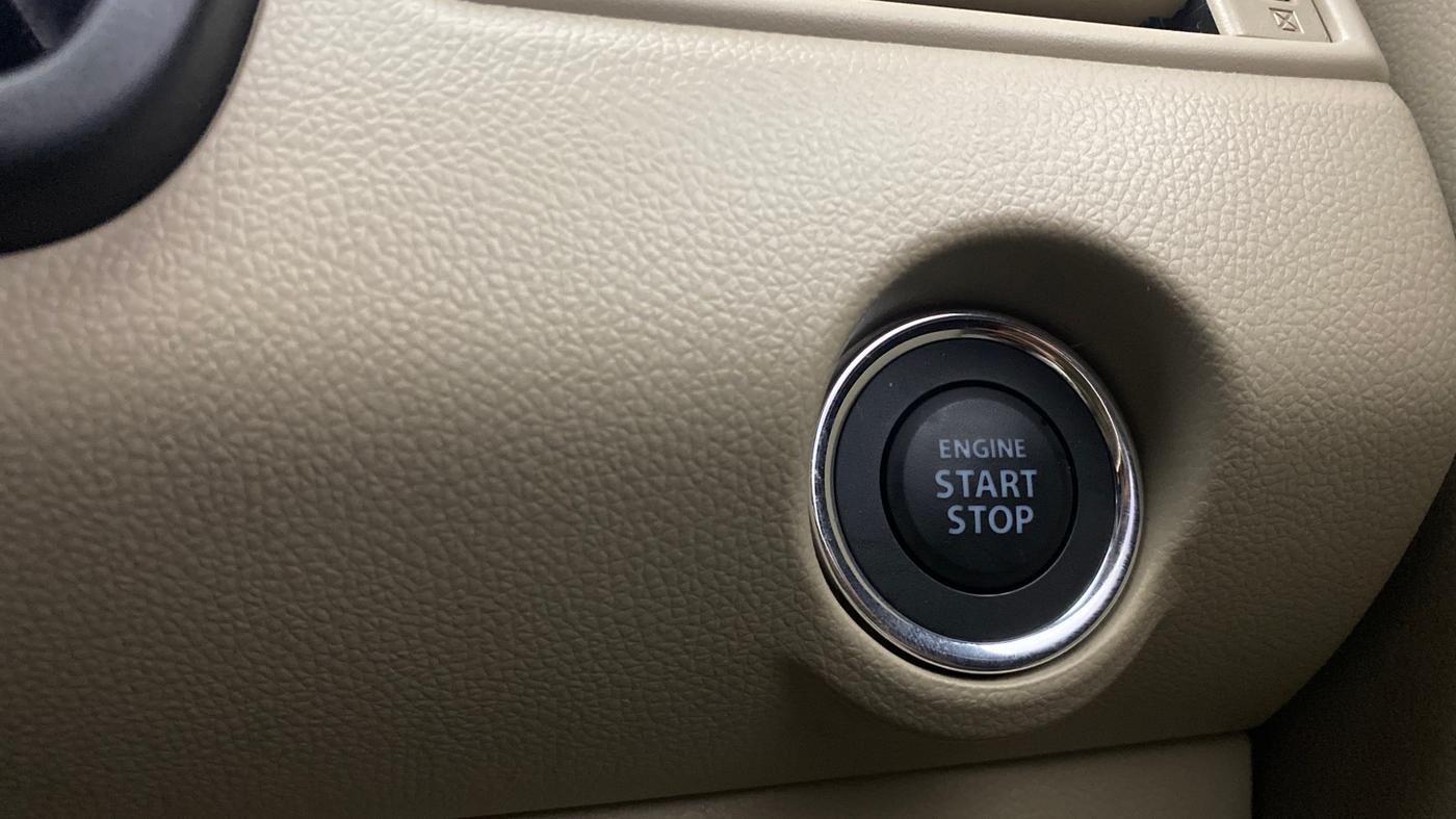 2017 Maruti Dzire ZXI, Petrol, Manual, 55,573 km, Keyless Start/ Stop Button