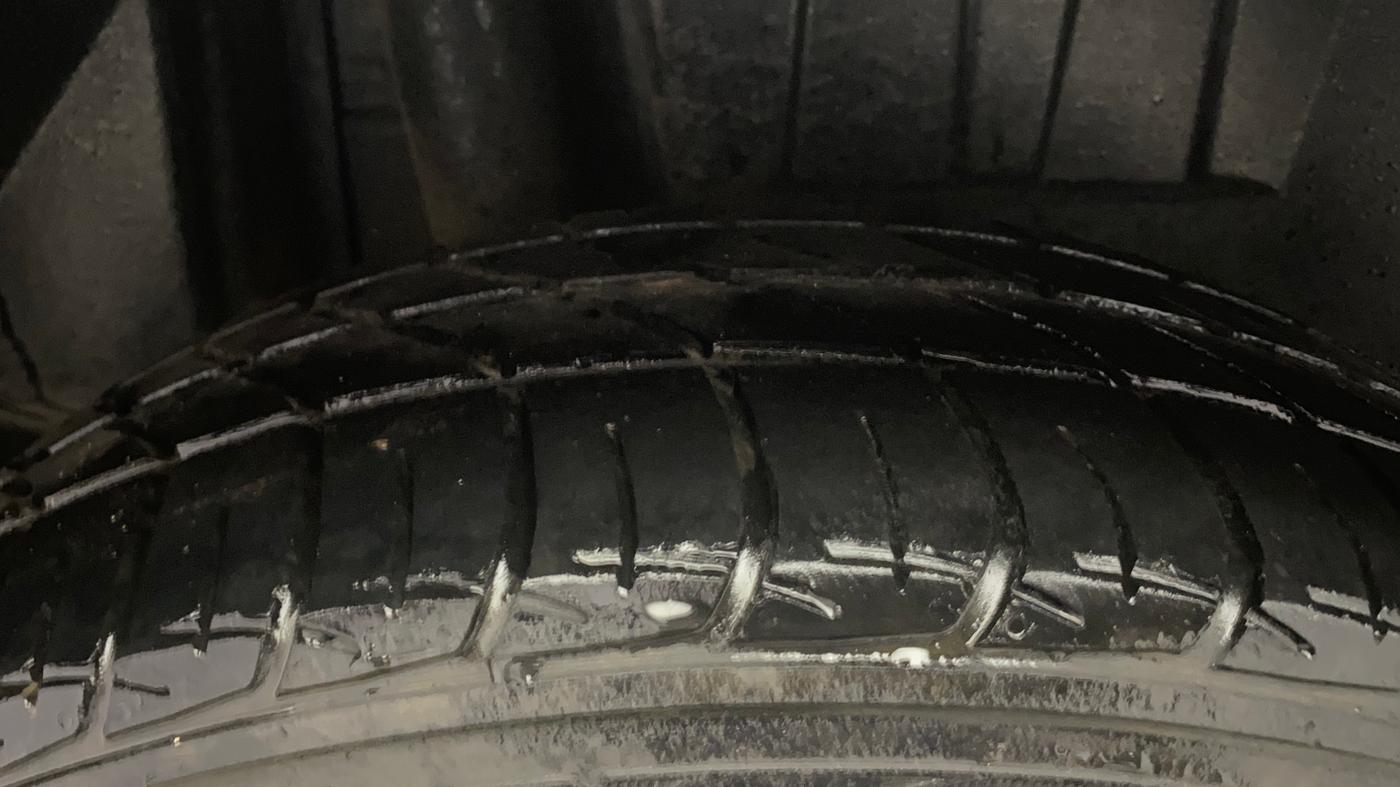 2017 Maruti Dzire ZXI, Petrol, Manual, 55,573 km, Right Rear Tyre Tread