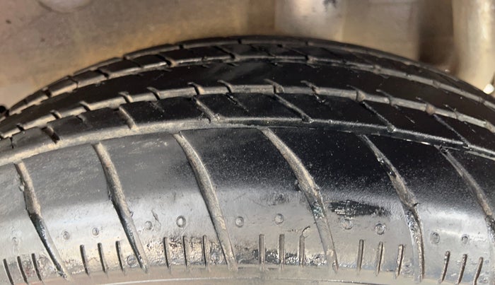 2017 Maruti Celerio VXI AMT, Petrol, Automatic, 14,636 km, Left Rear Tyre Tread