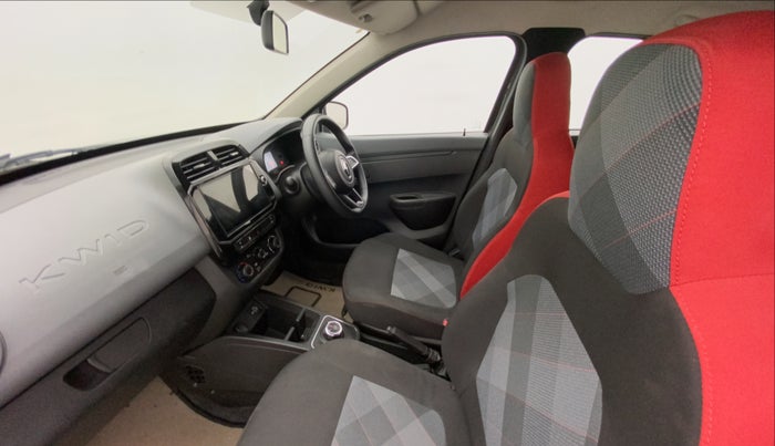 2020 Renault Kwid RXT 1.0 AMT (O), Petrol, Automatic, 39,779 km, Right Side Front Door Cabin