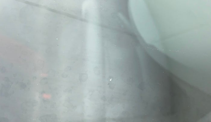 2020 Renault Kwid RXT 1.0 AMT (O), Petrol, Automatic, 39,779 km, Front windshield - Minor spot on windshield