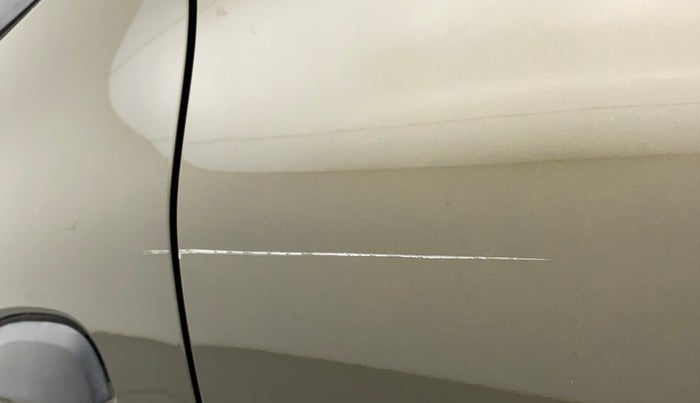 2020 Renault Kwid RXT 1.0 AMT (O), Petrol, Automatic, 39,779 km, Left quarter panel - Minor scratches
