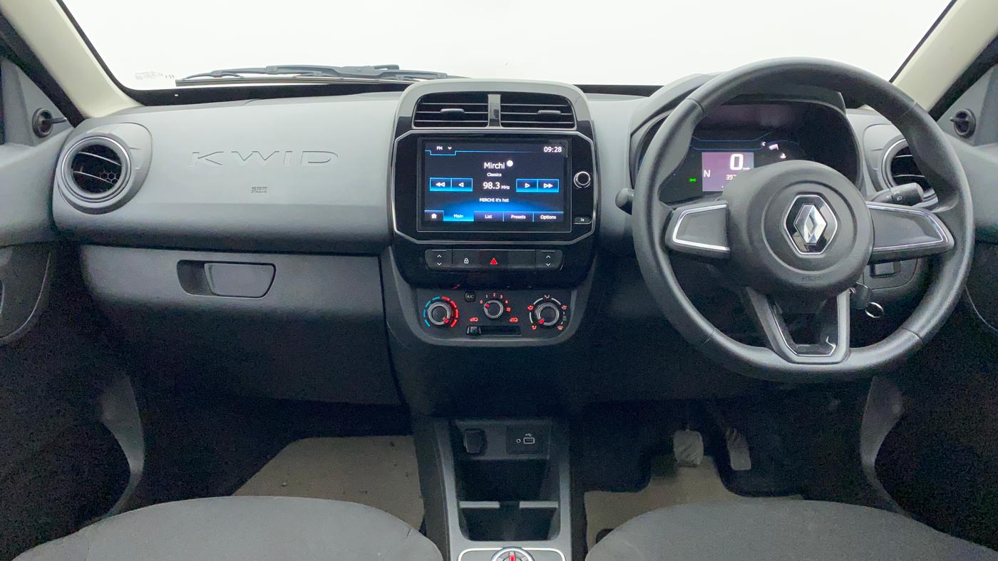2020 Renault Kwid RXT 1.0 AMT (O), Petrol, Automatic, 39,779 km, Dashboard