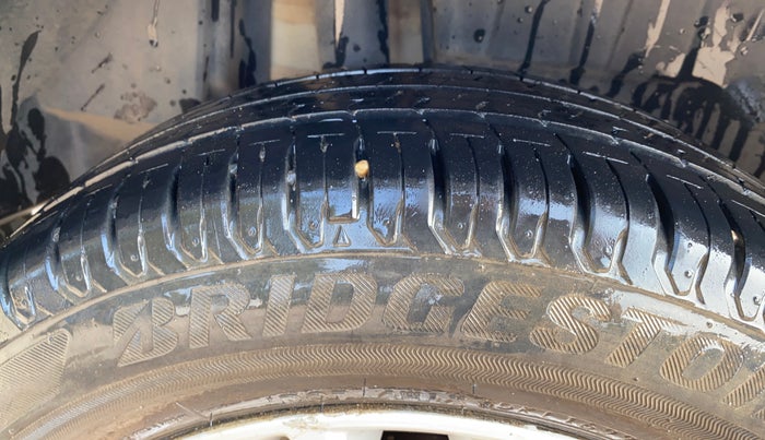 2019 Maruti Dzire ZXI AMT, Petrol, Automatic, 82,831 km, Right Rear Tyre Tread