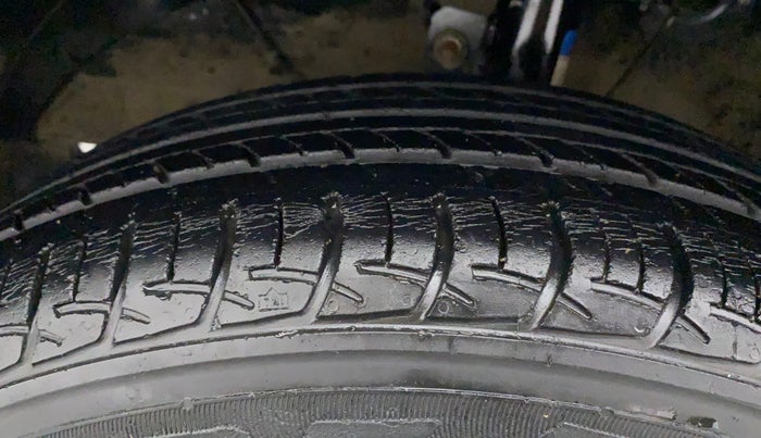 2018 Maruti Baleno DELTA PETROL 1.2, Petrol, Manual, 42,150 km, Left Front Tyre Tread