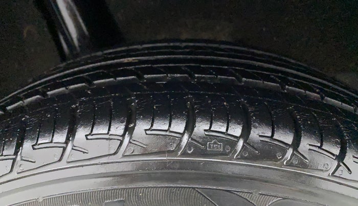 2018 Maruti Baleno DELTA PETROL 1.2, Petrol, Manual, 42,150 km, Right Rear Tyre Tread