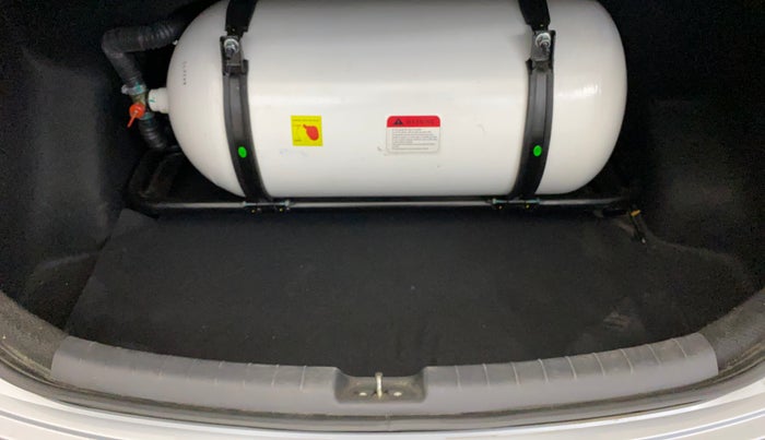 2024 Hyundai AURA SX 1.2 CNG, CNG, Manual, 37,225 km, Boot Inside