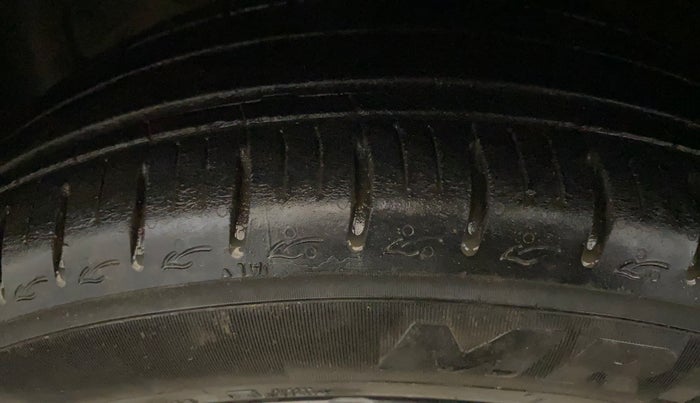 2024 Hyundai AURA SX 1.2 CNG, CNG, Manual, 37,225 km, Left Front Tyre Tread