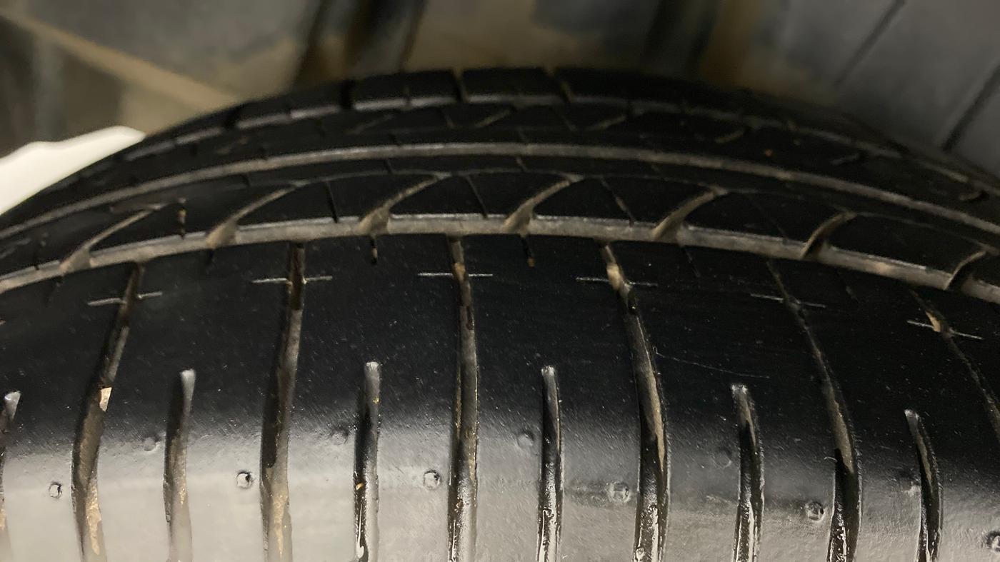 2017 Maruti Dzire ZDI Plus AMT, Diesel, Automatic, 81,189 km, Right Rear Tyre Tread