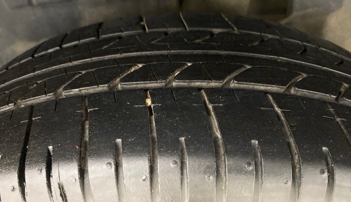 2017 Maruti Dzire ZDI Plus AMT, Diesel, Automatic, 81,189 km, Left Rear Tyre Tread