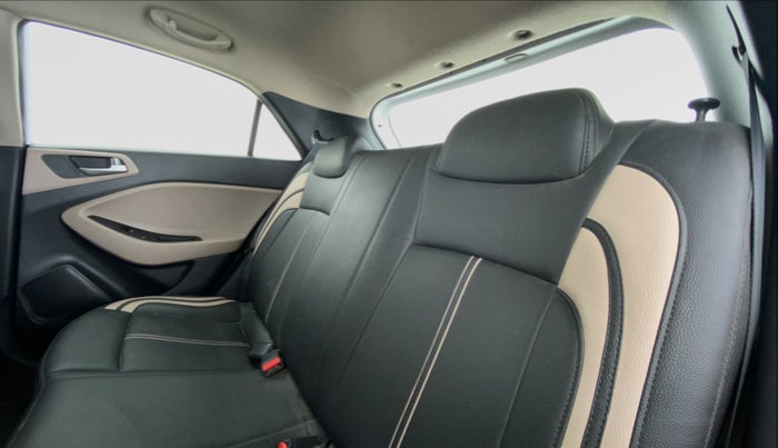2019 Hyundai Elite i20 1.4 MAGNA PLUS CRDI, Diesel, Manual, 80,838 km, Right Side Rear Door Cabin