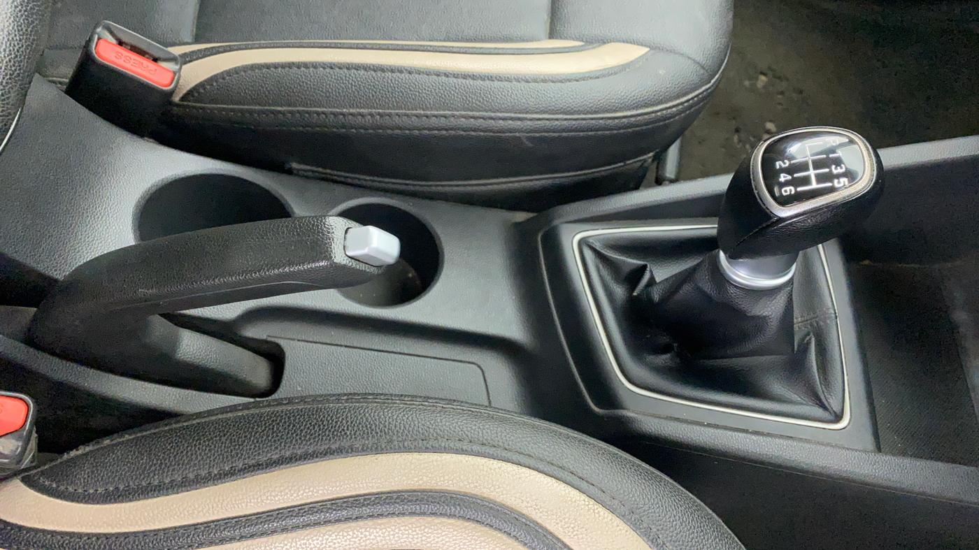 2019 Hyundai Elite i20 1.4 MAGNA PLUS CRDI, Diesel, Manual, 80,838 km, Gear Lever