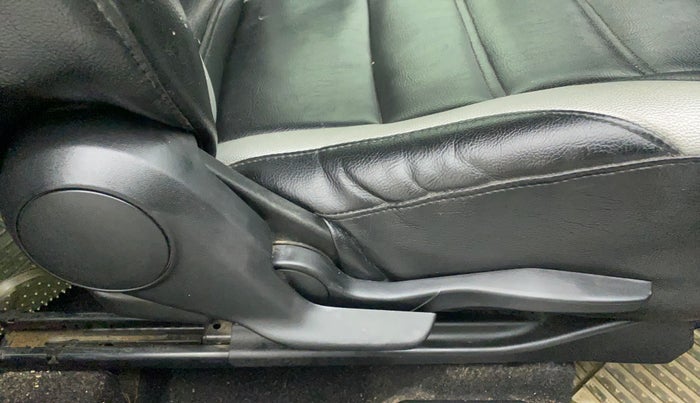 2018 Maruti Baleno ALPHA PETROL 1.2, Petrol, Manual, 17,328 km, Driver Side Adjustment Panel