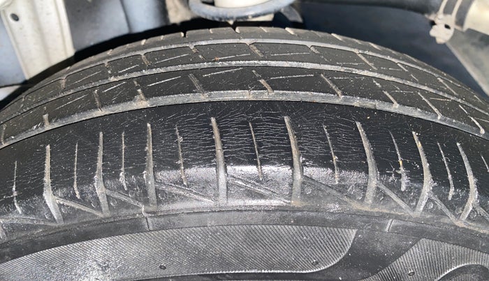 2021 Maruti Alto VXI, Petrol, Manual, 31,774 km, Left Rear Tyre Tread