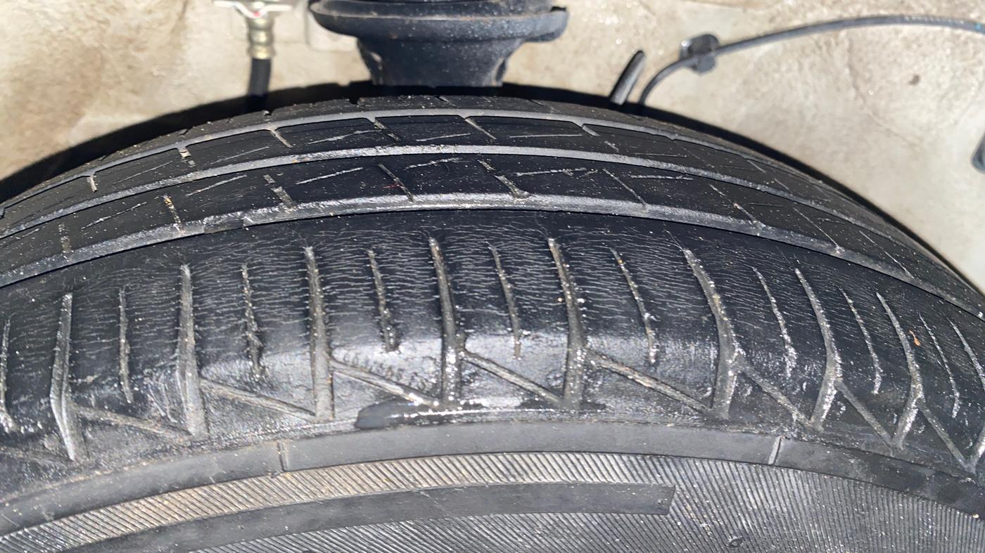 2021 Maruti Alto VXI, Petrol, Manual, 31,774 km, Right Front Tyre Tread