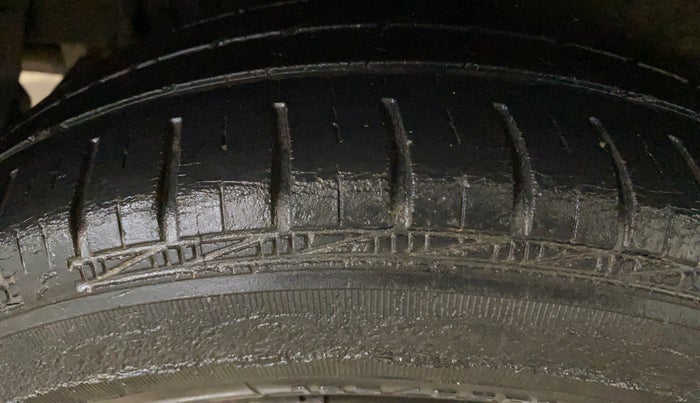 2015 Hyundai Grand i10 MAGNA 1.2 KAPPA VTVT, Petrol, Manual, 37,293 km, Right Rear Tyre Tread