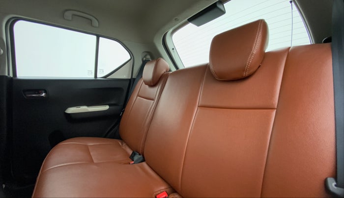 2017 Maruti IGNIS ALPHA 1.2, Petrol, Manual, 49,735 km, Right Side Rear Door Cabin