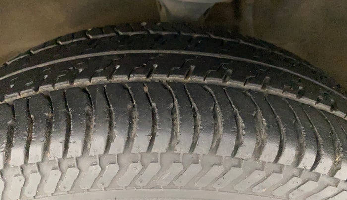 2018 Maruti Alto K10 VXI (O) AMT, Petrol, Automatic, 11,553 km, Left Front Tyre Tread