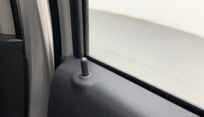 2018 Maruti Alto K10 VXI (O) AMT, Petrol, Automatic, 11,553 km, Lock system - Door lock knob has minor damage