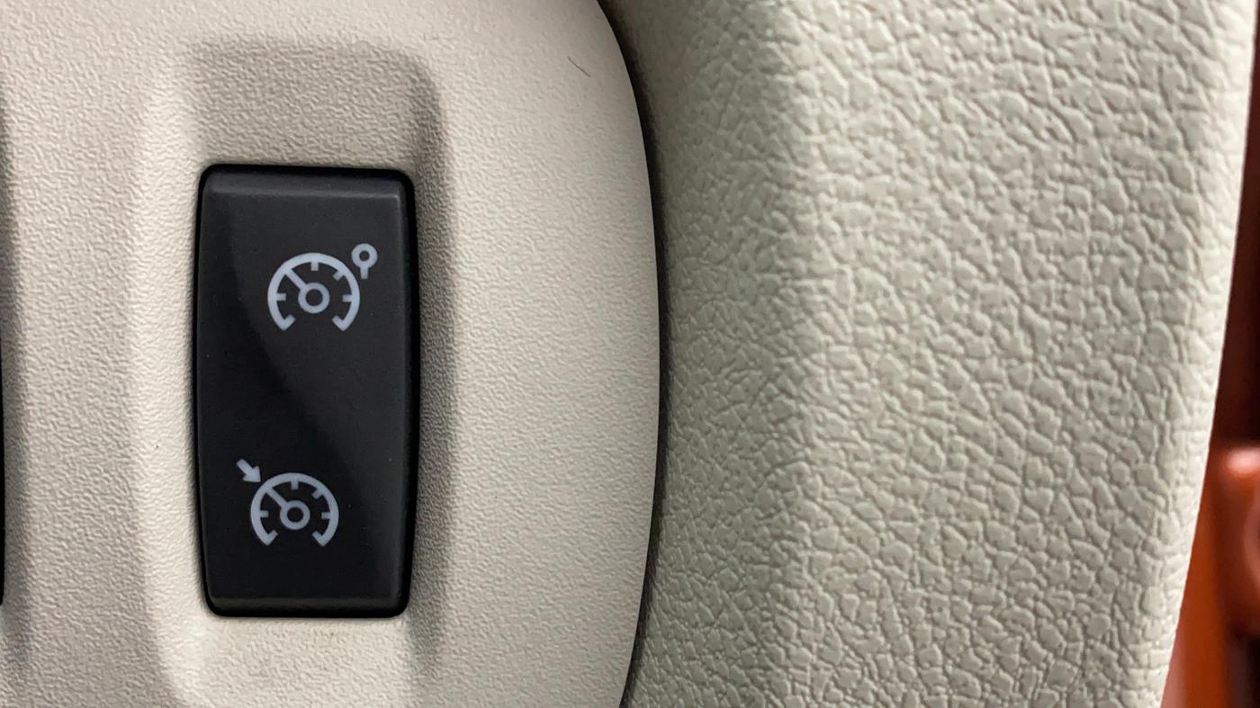 2019 Renault Captur PLATINE DUAL TONE, Diesel, Manual, 47,627 km, Adaptive Cruise Control