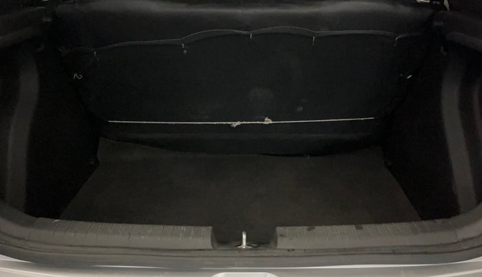 2017 Hyundai Elite i20 MAGNA EXECUTIVE 1.2, Petrol, Manual, 48,940 km, Boot Inside