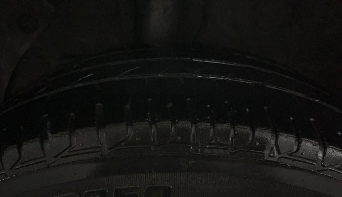 2017 Hyundai Elite i20 MAGNA EXECUTIVE 1.2, Petrol, Manual, 48,940 km, Right Rear Tyre Tread