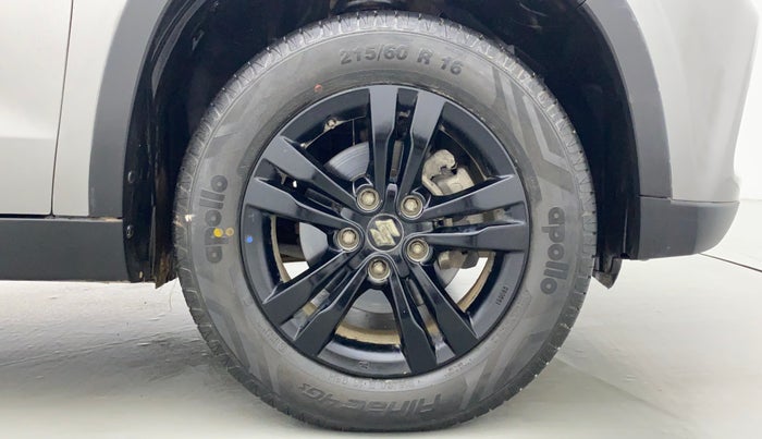 2018 Maruti Vitara Brezza ZDI + AMT, Diesel, Automatic, 16,508 km, Right Front Wheel