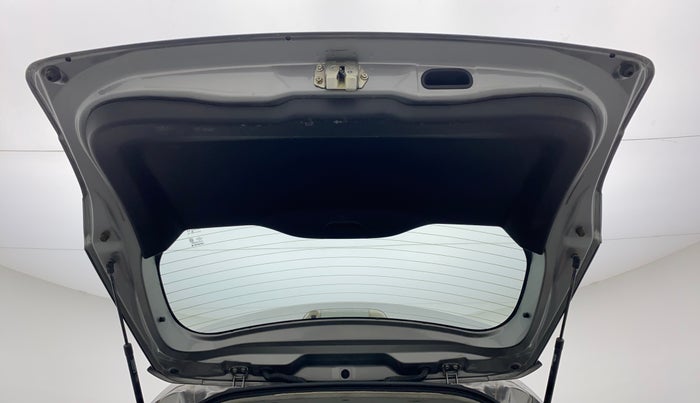 2018 Maruti Vitara Brezza ZDI + AMT, Diesel, Automatic, 16,508 km, Boot Door Open