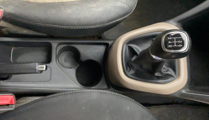 2014 Hyundai Grand i10 SPORTZ 1.2 KAPPA VTVT, Petrol, Manual, 77,200 km, Gear Lever