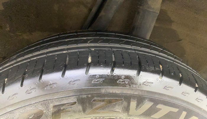 2025 Honda Amaze ZX 1.2 Petrol MT, Petrol, Manual, 3,285 km, Left Rear Tyre Tread