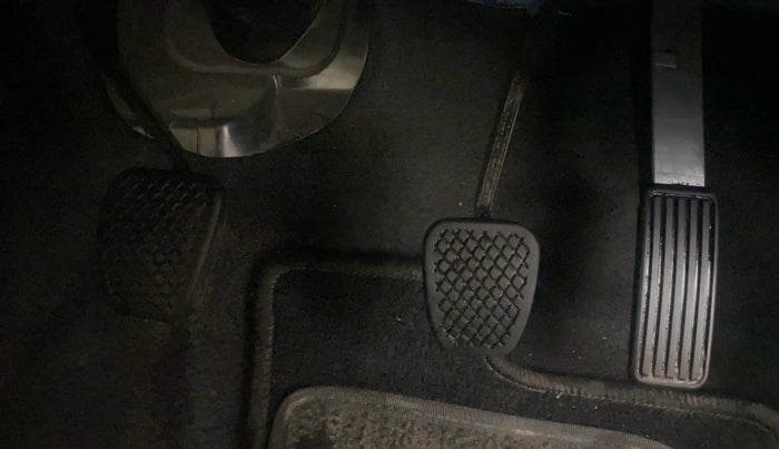 2025 Honda Amaze ZX 1.2 Petrol MT, Petrol, Manual, 3,285 km, Pedals