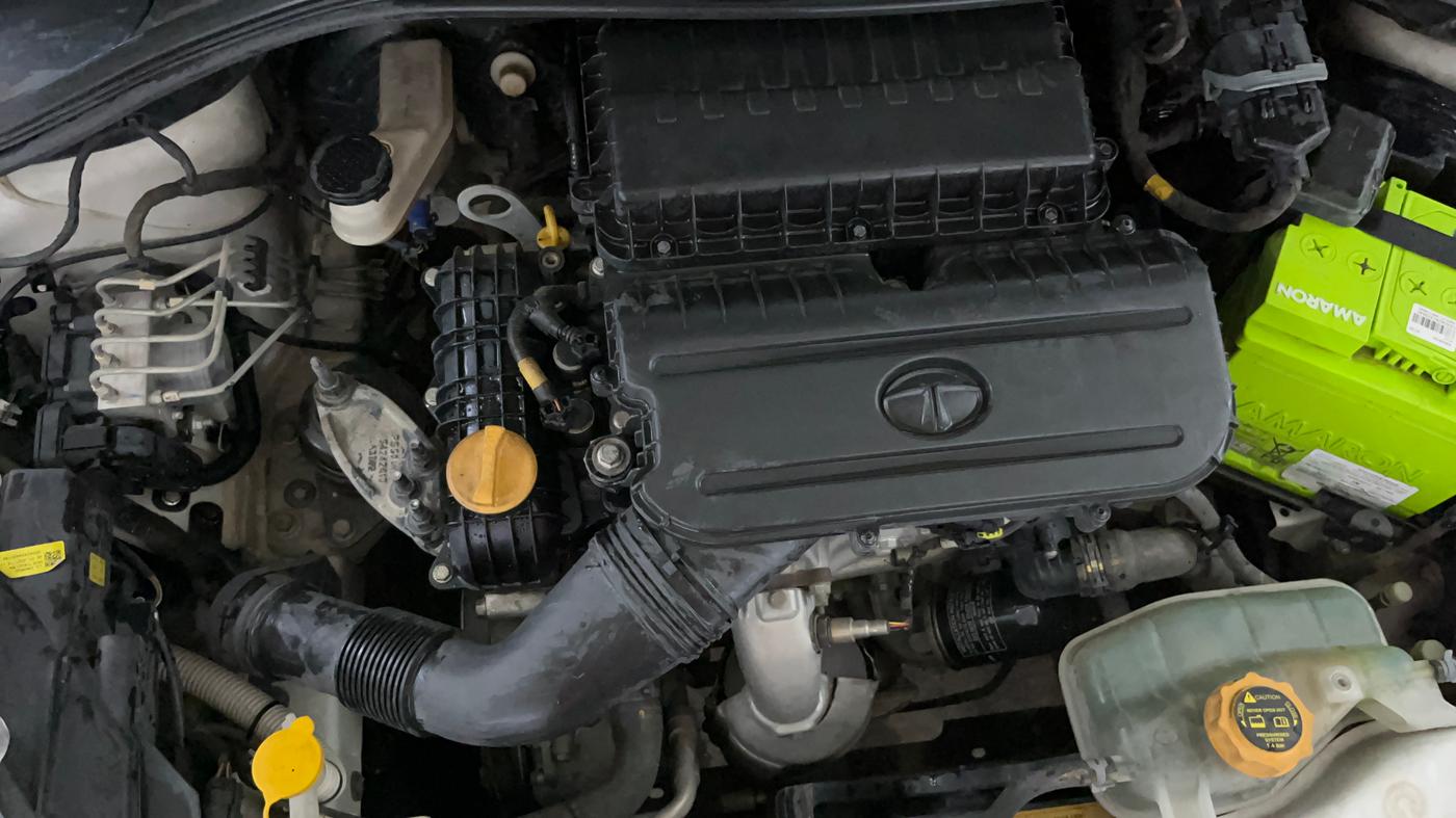 2021 Tata Tiago XT PETROL, Petrol, Manual, 79,285 km, Engine View - Right