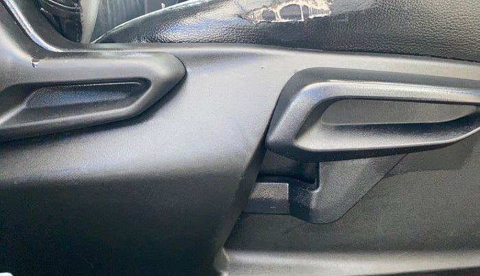 2020 Tata NEXON XZ PLUS PETROL, Petrol, Manual, 75,298 km, Driver Side Adjustment Panel