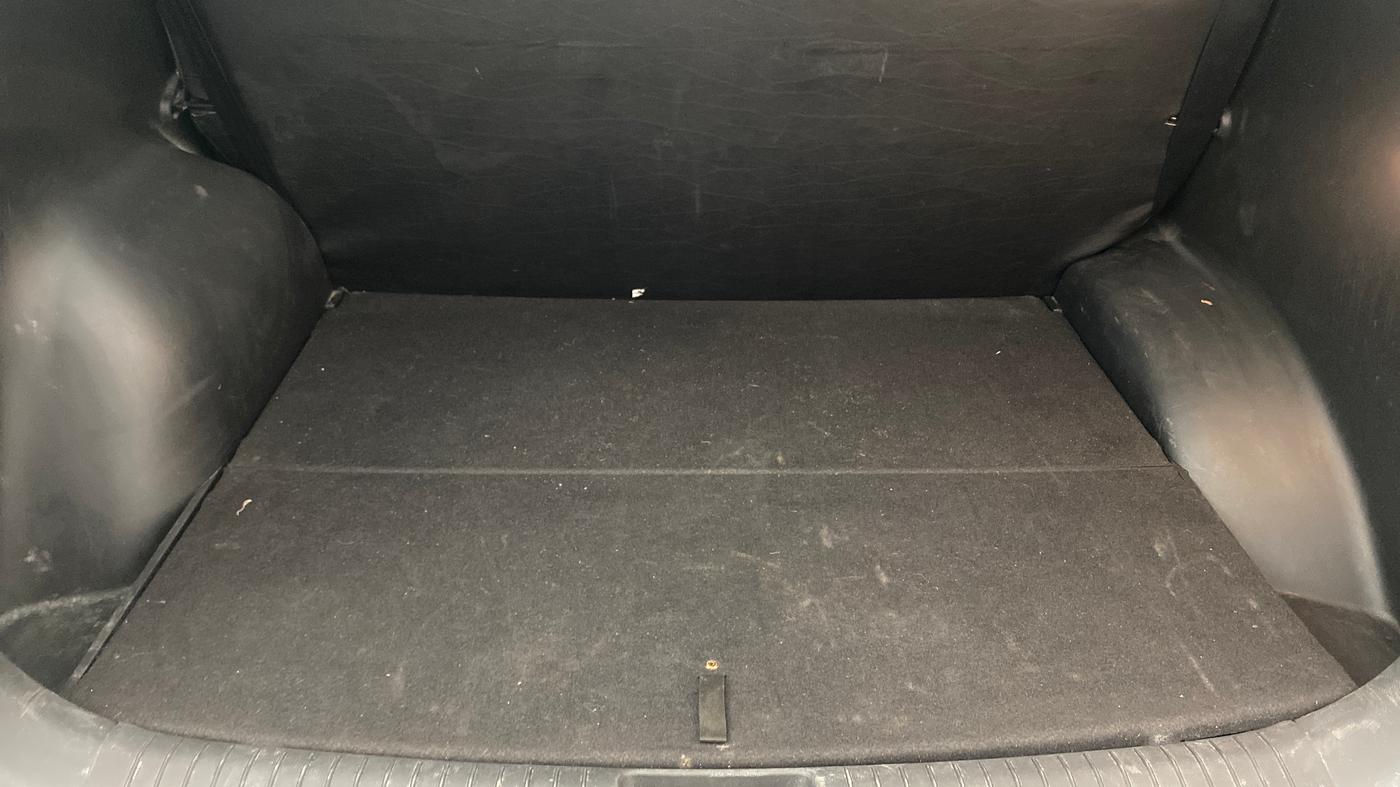 2017 Hyundai Creta E PLUS 1.4 DIESEL, Diesel, Manual, 67,715 km, Boot Inside