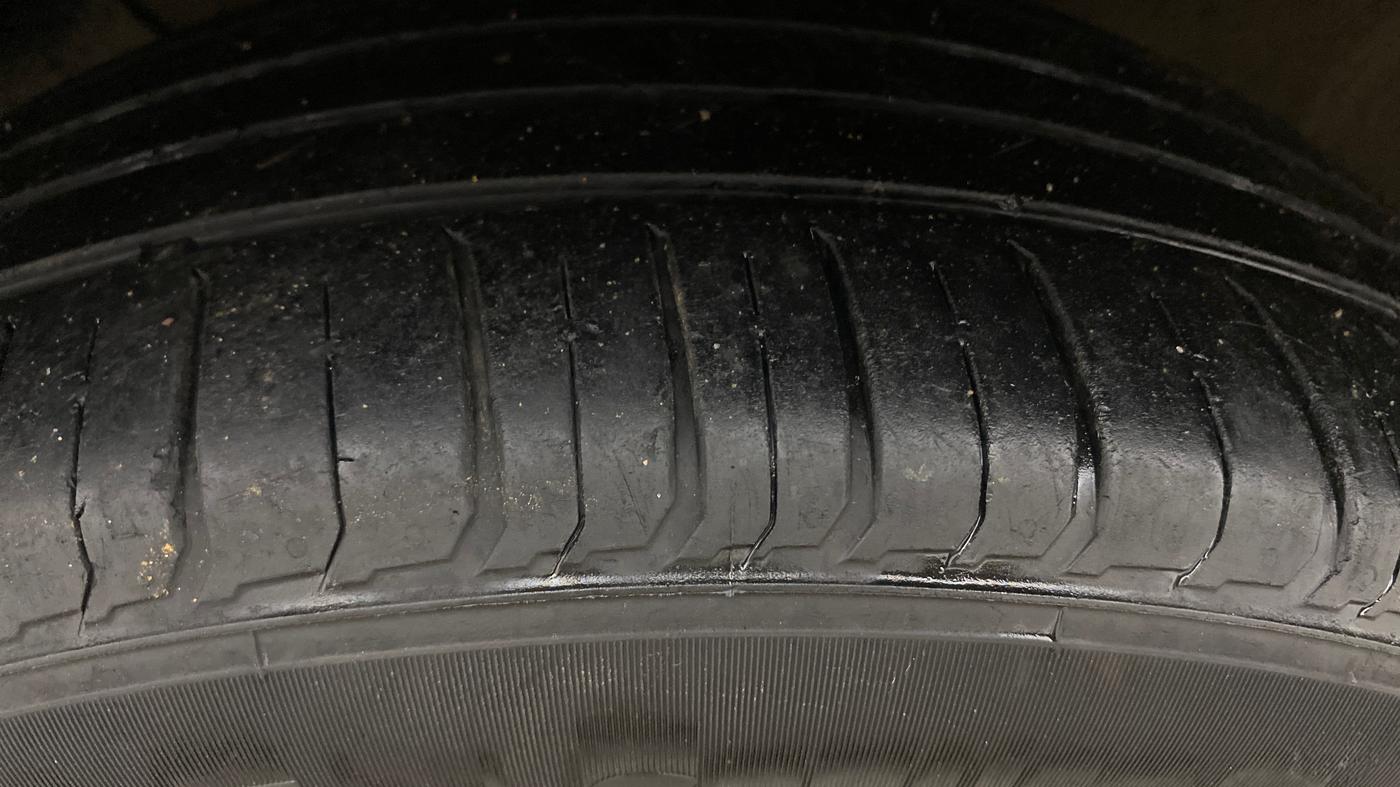2017 Hyundai Creta E PLUS 1.4 DIESEL, Diesel, Manual, 67,715 km, Left Front Tyre Tread