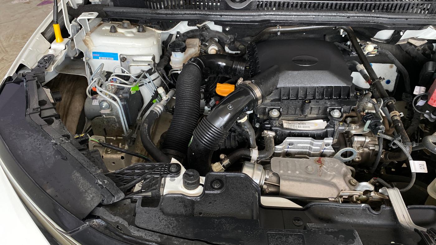 2025 Tata Curvv Smart 1.2 Petrol 6MT, Petrol, Manual, 5,643 km, Engine View - Right