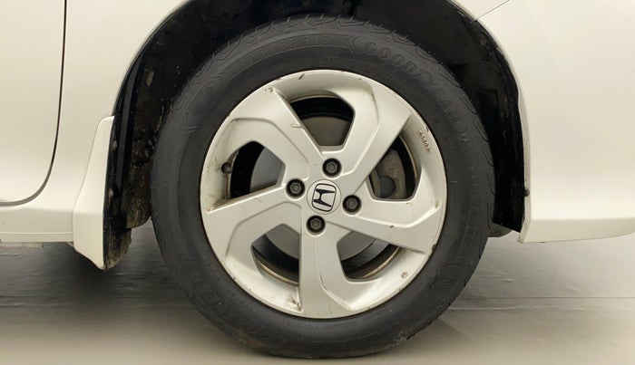 2015 Honda City 1.5L I-VTEC SV, Petrol, Manual, 1,01,611 km, Right Front Wheel