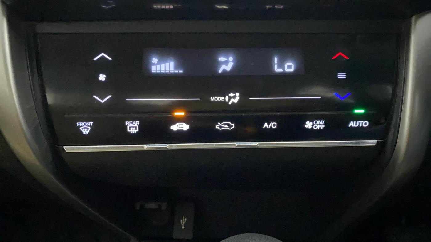 2015 Honda City 1.5L I-VTEC SV, Petrol, Manual, 1,01,611 km, Automatic Climate Control