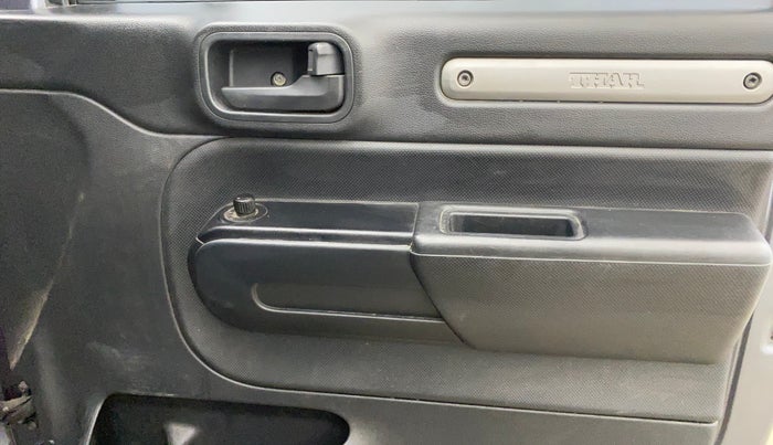 2022 Mahindra Thar LX HARD TOP 4WD MT, Diesel, Manual, 50,593 km, Driver Side Door Panels Control