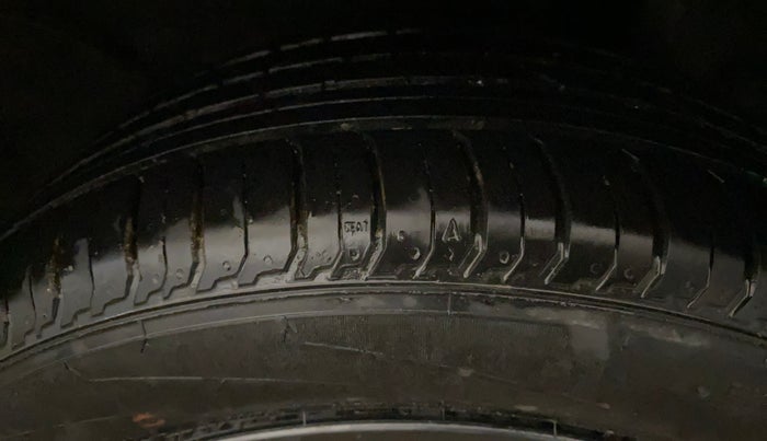 2023 Hyundai NEW I20 SPORTZ 1.2 IVT, Petrol, Automatic, 7,695 km, Left Rear Tyre Tread