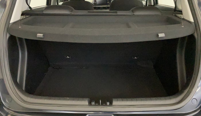 2023 Hyundai NEW I20 SPORTZ 1.2 IVT, Petrol, Automatic, 7,695 km, Boot Inside