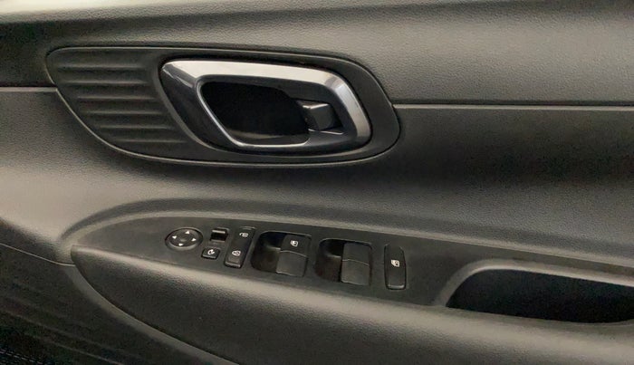 2023 Hyundai NEW I20 SPORTZ 1.2 IVT, Petrol, Automatic, 7,695 km, Driver Side Door Panels Control