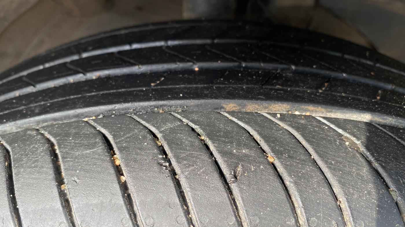 2023 MG HECTOR PLUS SHARP PRO 1.5 TURBO MT 6 STR, Petrol, Manual, 89,530 km, Right Front Tyre Tread