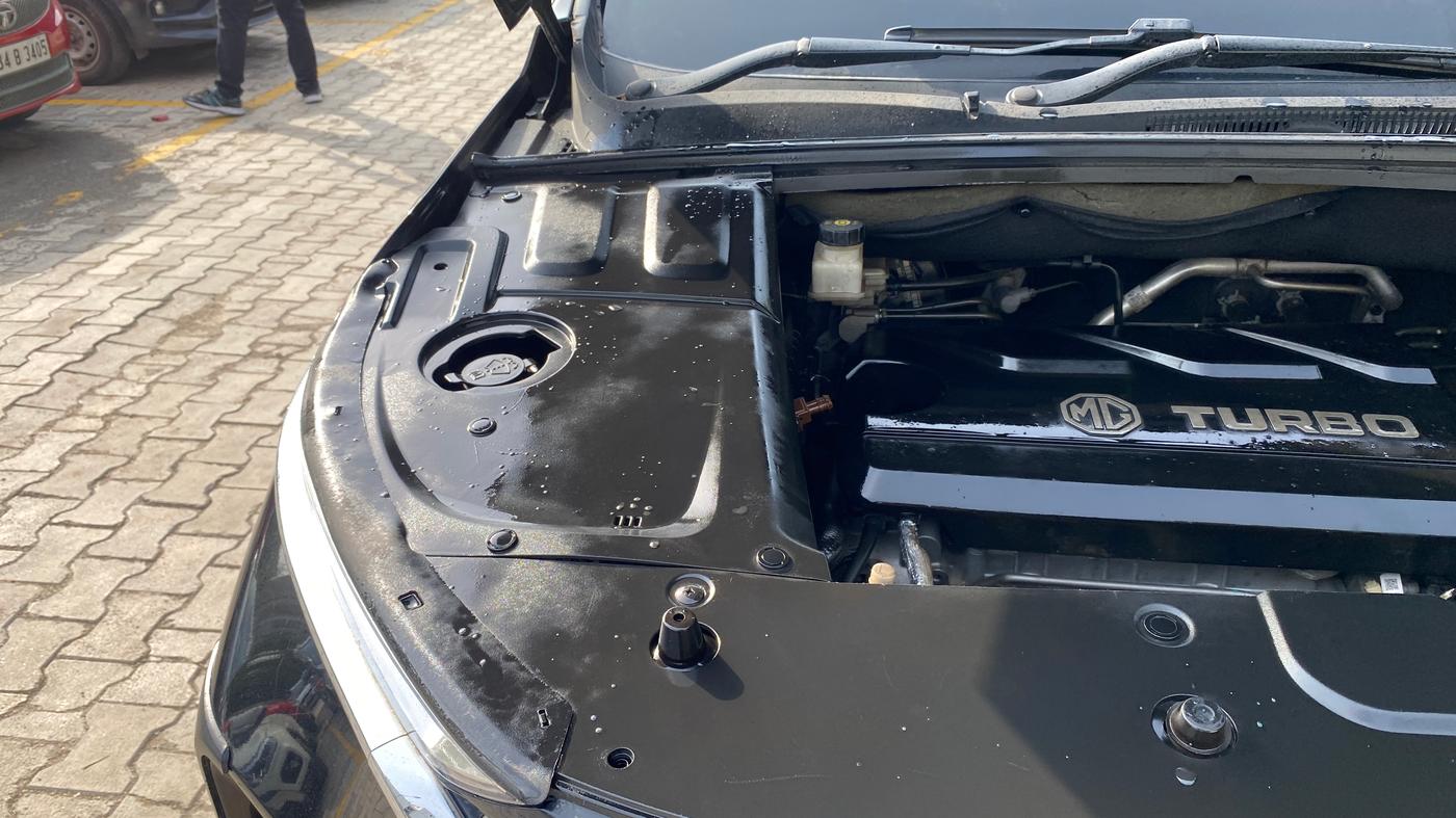 2023 MG HECTOR PLUS SHARP PRO 1.5 TURBO MT 6 STR, Petrol, Manual, 89,530 km, Engine View - Right