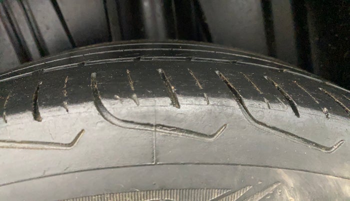 2024 Maruti FRONX DELTA PLUS 1.2MT, Petrol, Manual, 41,860 km, Left Rear Tyre Tread