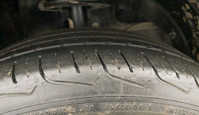 2024 Maruti FRONX DELTA PLUS 1.2MT, Petrol, Manual, 41,860 km, Right Front Tyre Tread