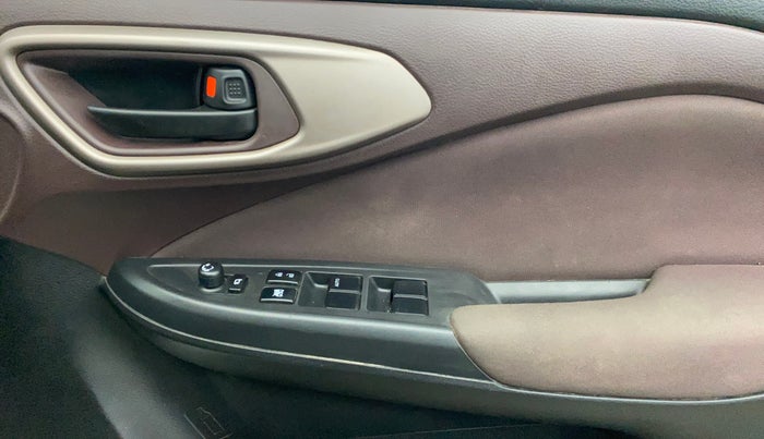 2024 Maruti FRONX DELTA PLUS 1.2MT, Petrol, Manual, 41,860 km, Driver Side Door Panels Control