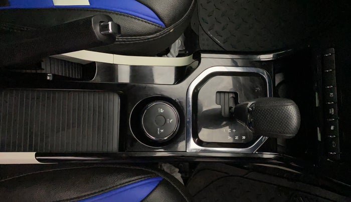 2020 Tata NEXON XZA PLUS (O) PETROL DUAL TONE, Petrol, Automatic, 48,082 km, Gear Lever